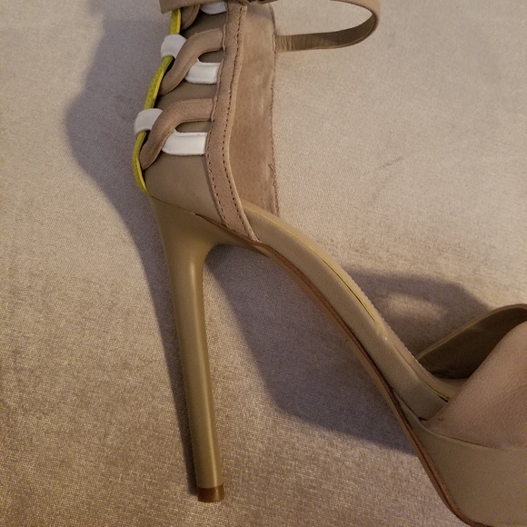 Gianni Bini Neon Braided Platform Heels - Picture 6 of 7